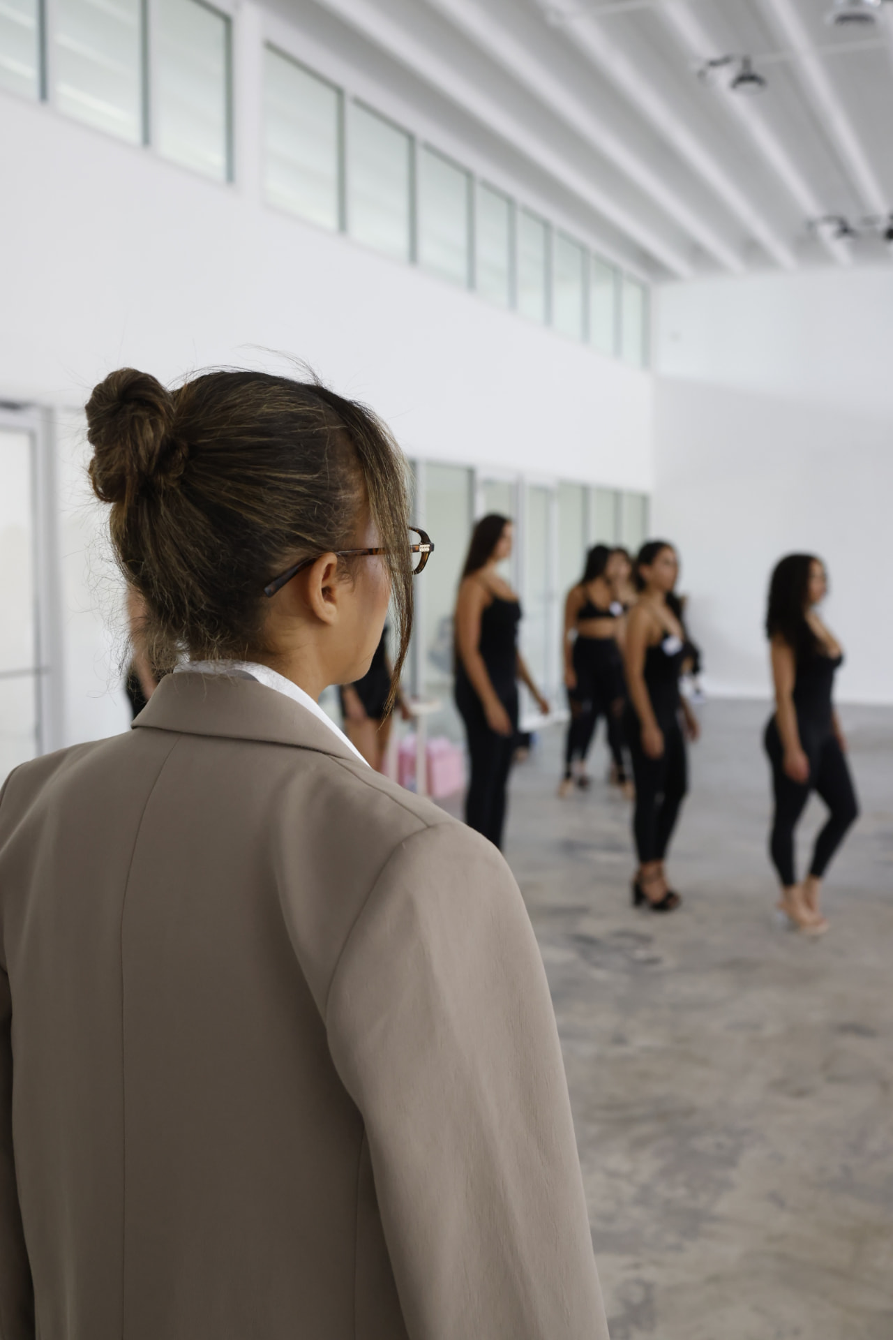 Mondiale Management casting call in a Miami studio